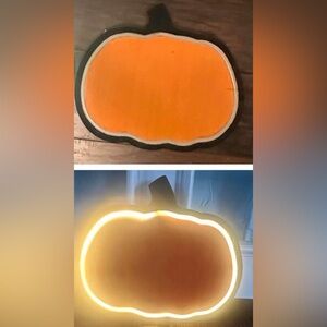 LED Pumpkin Wall Decor